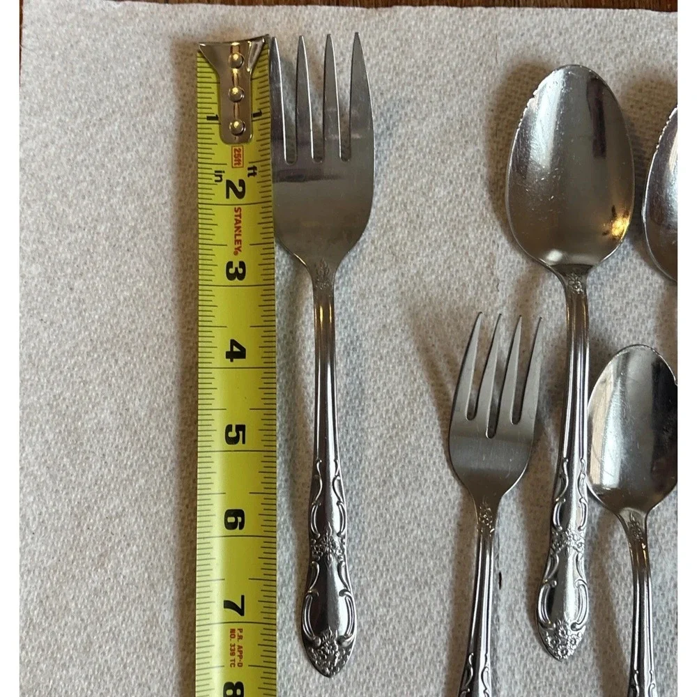 ONEIDA ROSEWOOD STAINLESS FLATWARE FLORAL SCROLLS TABLESPOONS, TEASPOONS, FORKS